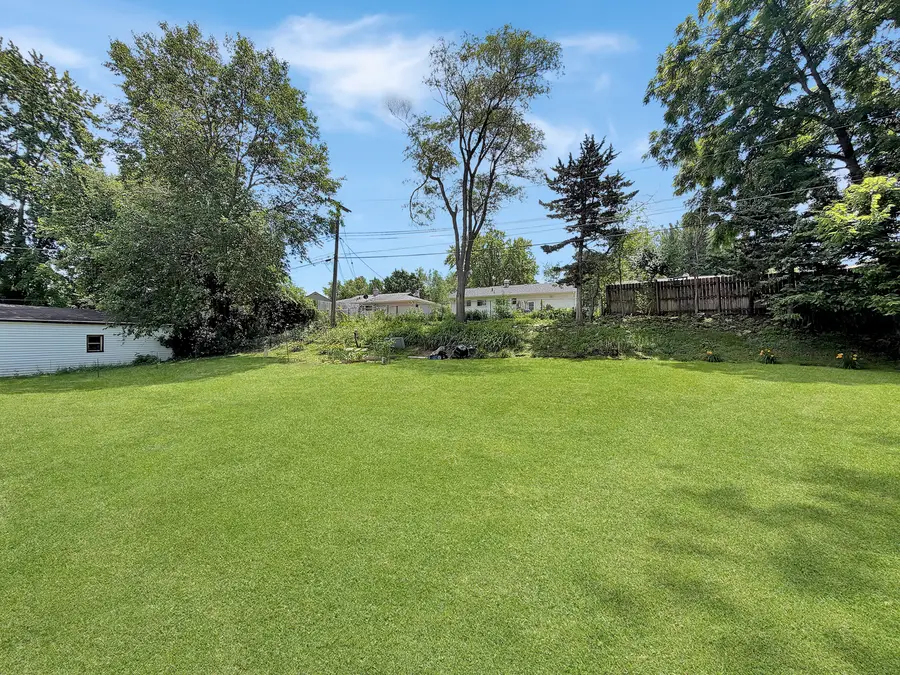 1411 Mark Drive, Freeport, IL 61032 - #2