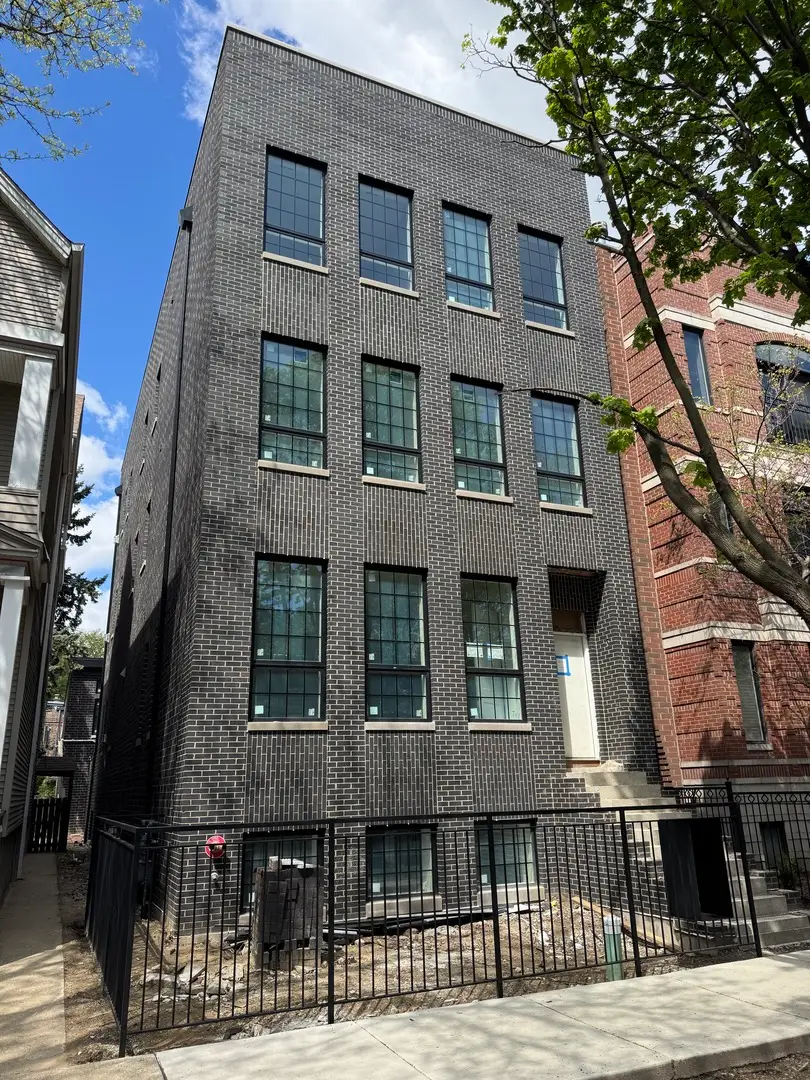 3820 N Damen Avenue #3, Chicago, IL 60618 - #1