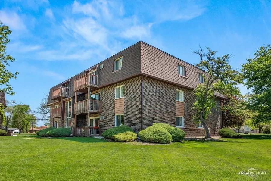 19330 Wolf Road #9, Mokena, IL 60448 - #2