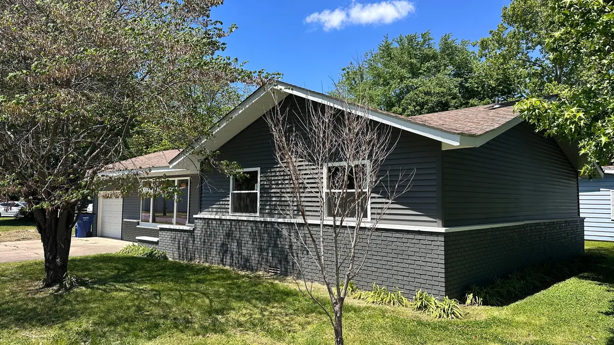 211 E Cleveland Street, West Frankfort, IL 62896 - #1