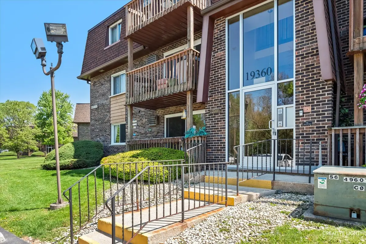 19360 Wolf Road #9, Mokena, IL 60448 - #1