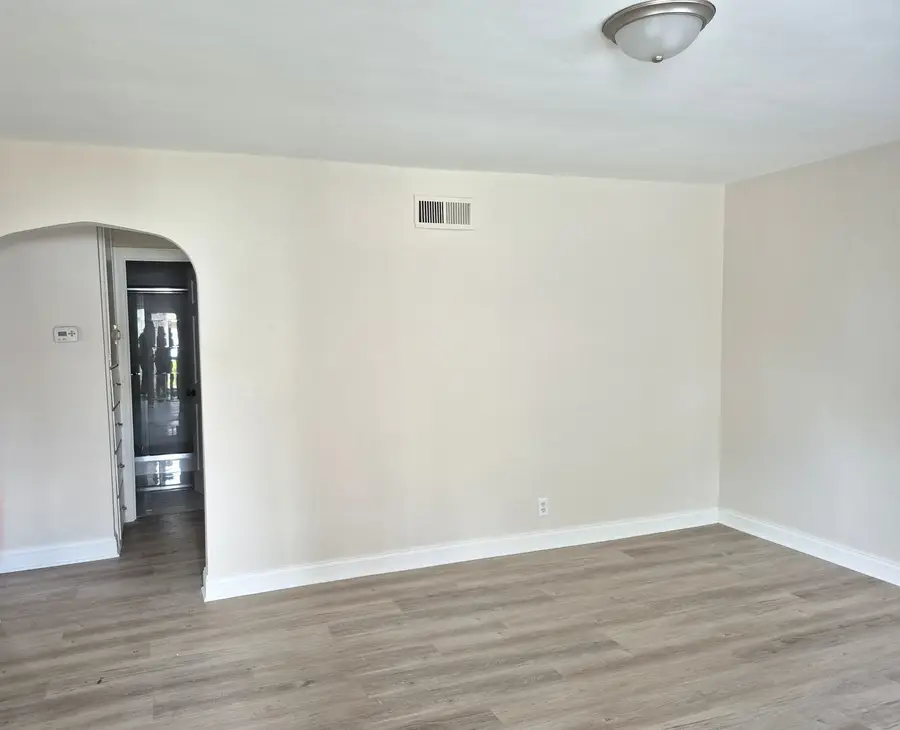 910 Cleary Avenue, Joliet, IL 60435 - #2
