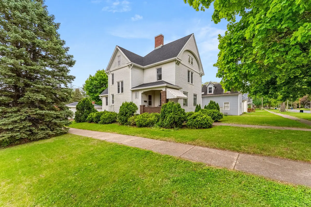 402 SE 2nd Avenue, Aledo, IL 61231 - #1