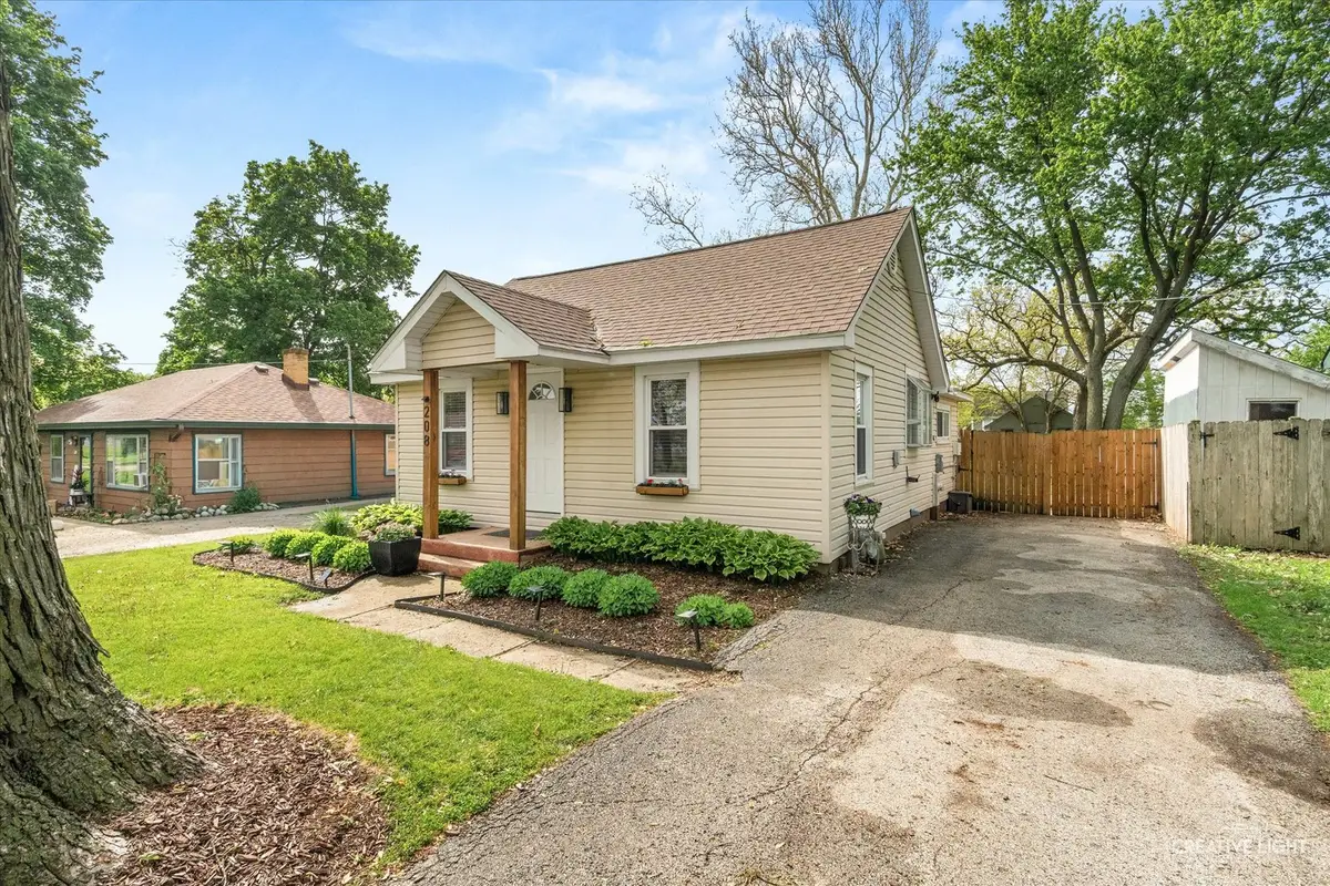 208 Oak Street, Big Rock, IL 60511 - #1
