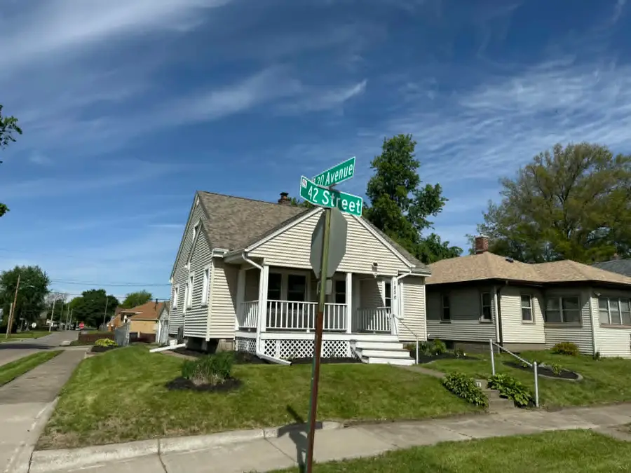 1856 42nd Street, Rock Island, IL 61201 - #2