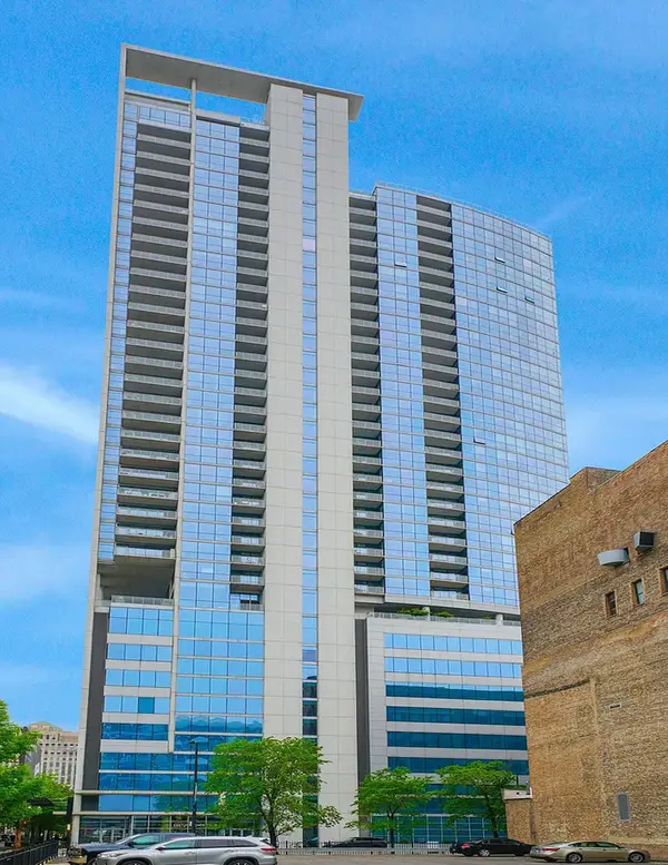 303 W Ohio Street #2902, Chicago, IL 60654