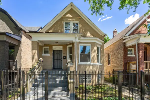 5725 S Wolcott Avenue, Chicago, IL 60636