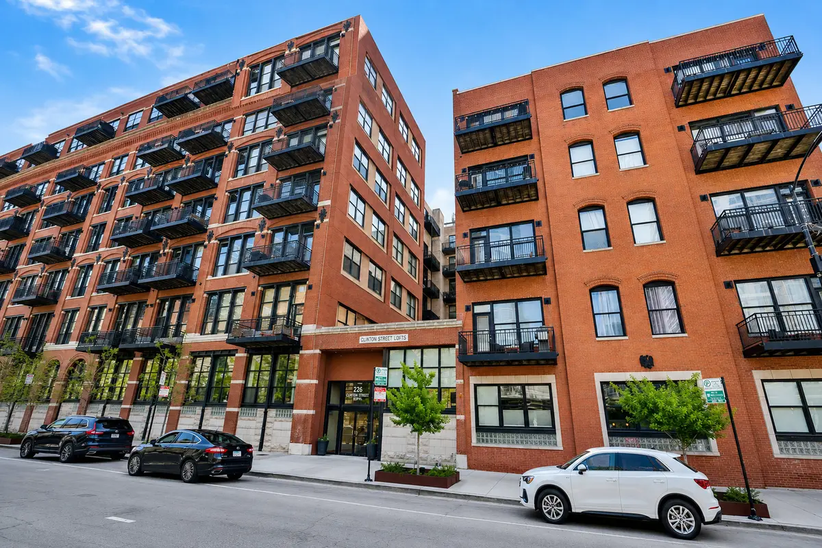 226 N Clinton Street #721, Chicago, IL 60661 - #1