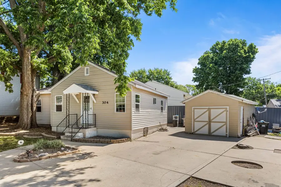 304 S Third Street, Fisher, IL 61843 - #2
