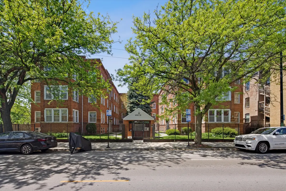 4912 N Kedzie Avenue #1W, Chicago, IL 60625 - #1
