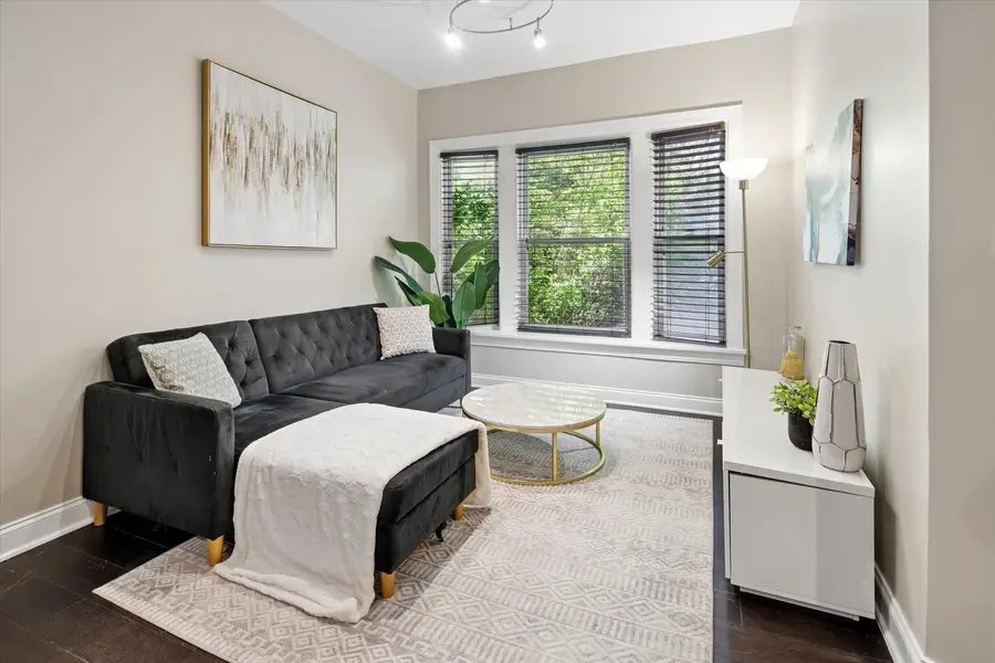 4912 N Kedzie Avenue #1W, Chicago, IL 60625 - #3