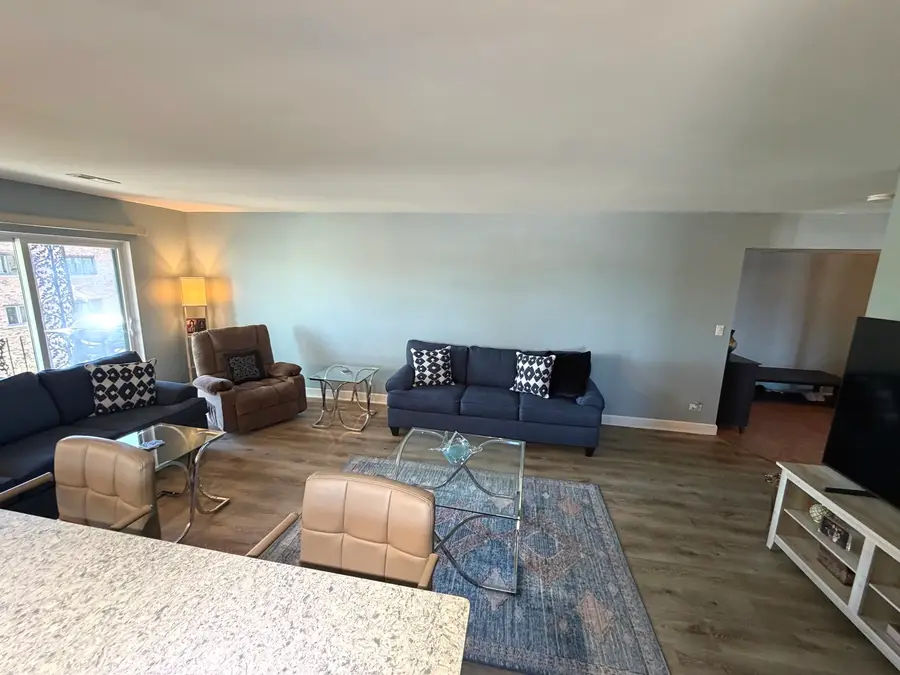 9375 Landings Lane #404, Des Plaines, IL 60016 - #3