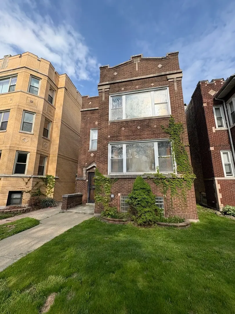 7811 S East End Avenue, Chicago, IL 60649 - #1