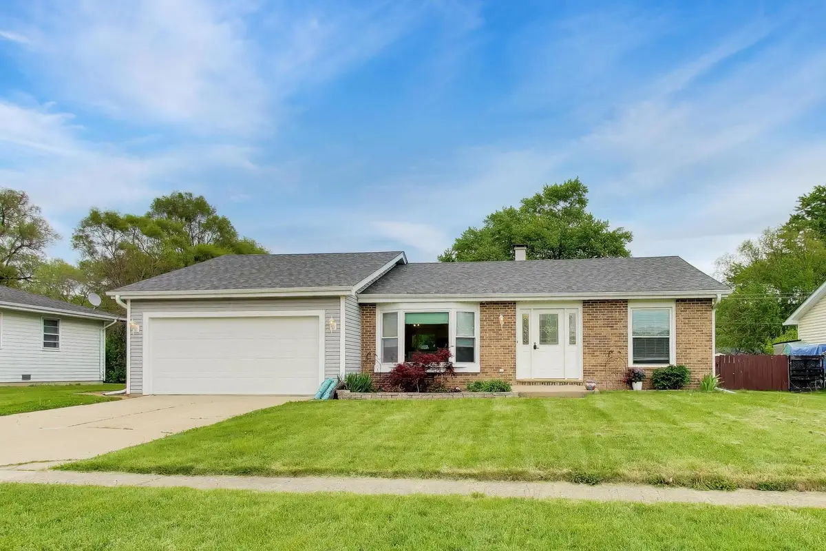 1410 N Scully Drive, McHenry, IL 60050 - #1