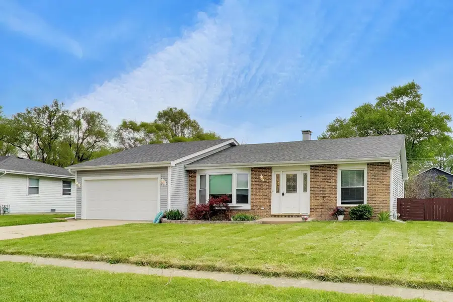 1410 N Scully Drive, McHenry, IL 60050 - #2