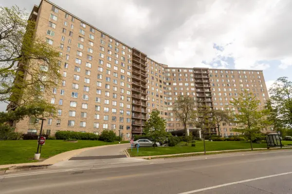 6833 N Kedzie Avenue #410, Chicago, IL 60645