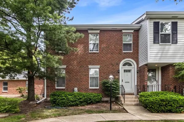 9031 Lincolnwood Drive, Evanston, IL 60203