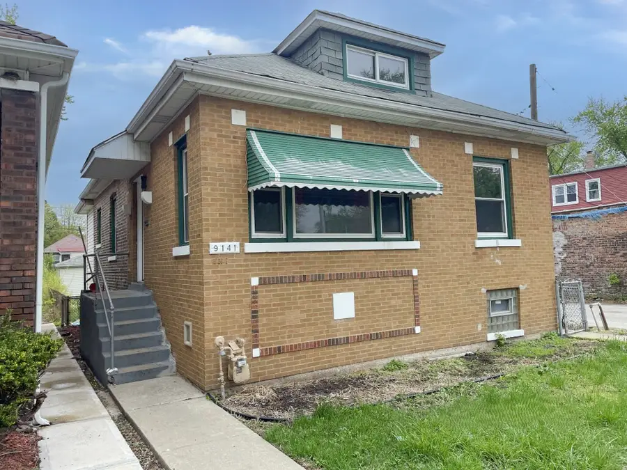 9141 S Colfax Avenue, Chicago, IL 60617 - #2