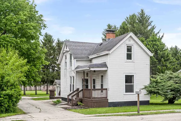 209 S Division Street, Stanford, IL 61774