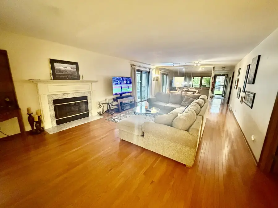 5904 36th Avenue Court, Moline, IL 61265 - #2