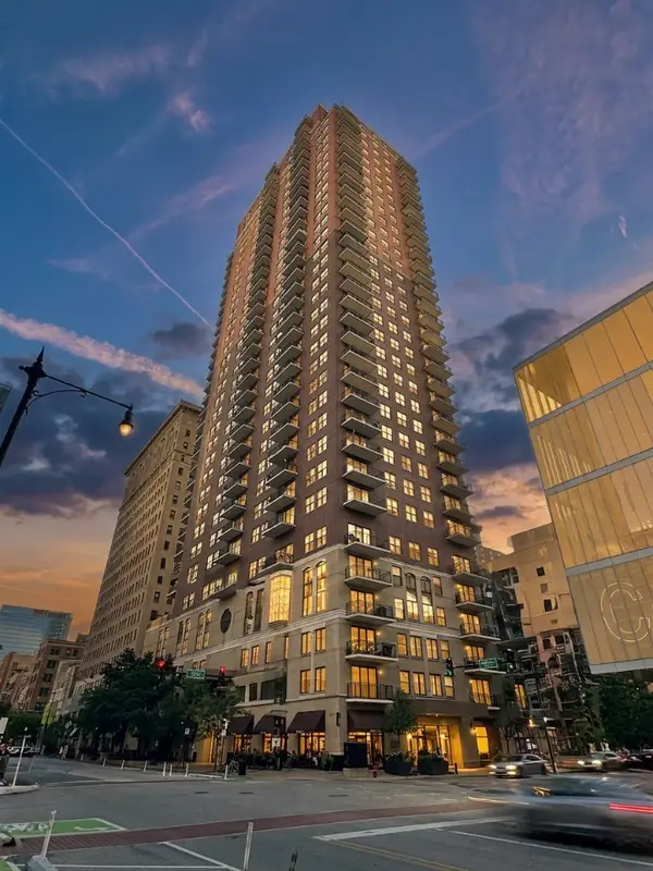 41 E 8th Street #1805, Chicago, IL 60605