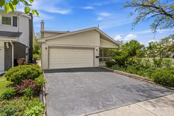 4939 Farwell Avenue, Skokie, IL 60077
