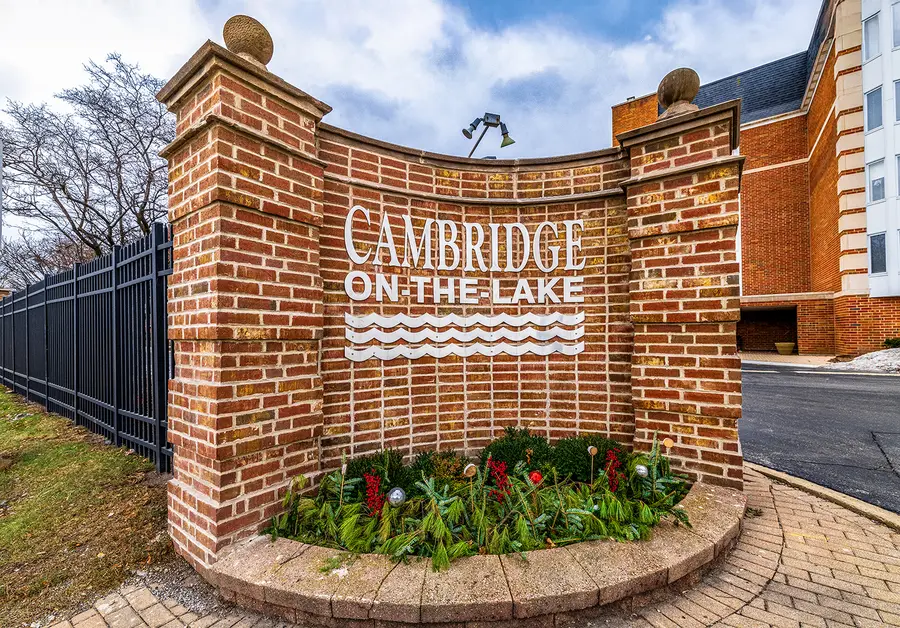 225 Lake Boulevard #560, Buffalo Grove, IL 60089 - #2