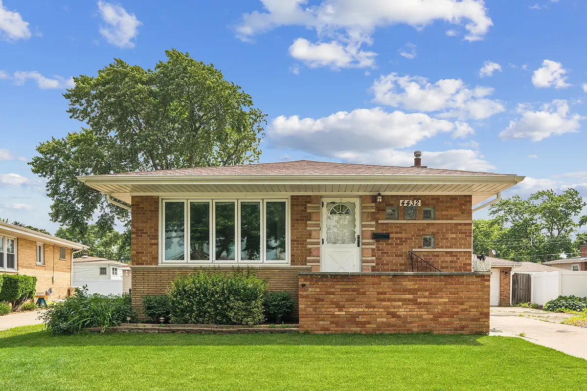 4432 W 100th Place, Oak Lawn, IL 60453 - #1