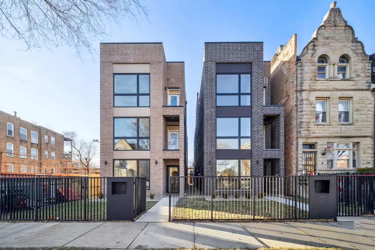 4208 S Calumet Avenue #201, Chicago, IL 60653 - #1
