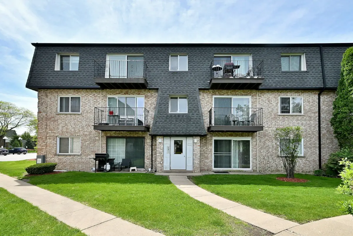 9442 Bay Colony Drive #3E, Des Plaines, IL 60016 - #1