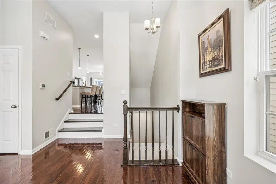33 N Lincoln Lane, Arlington Heights, IL 60004 - #3