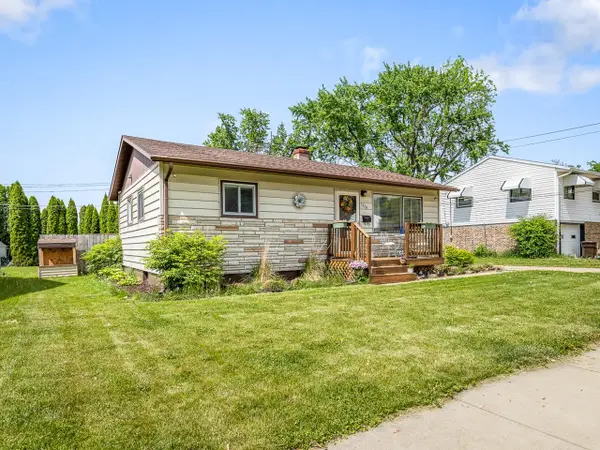 1270 W Staver Street, Freeport, IL 61032