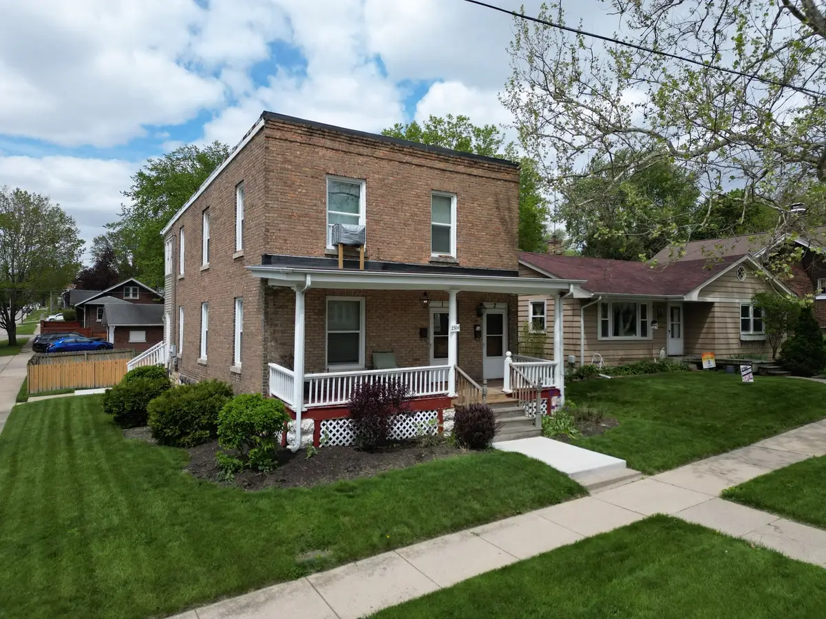 2304 17th Avenue, Rockford, IL 61104 - #1