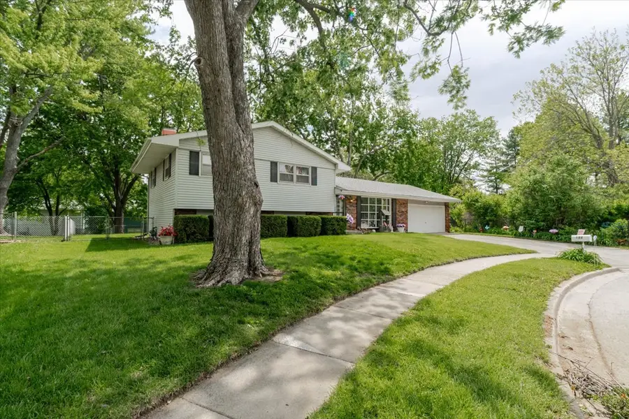 122 Camelot Drive, Bloomington, IL 61704 - #3