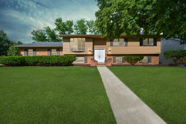 300 Raleigh Court, Normal, IL 61761
