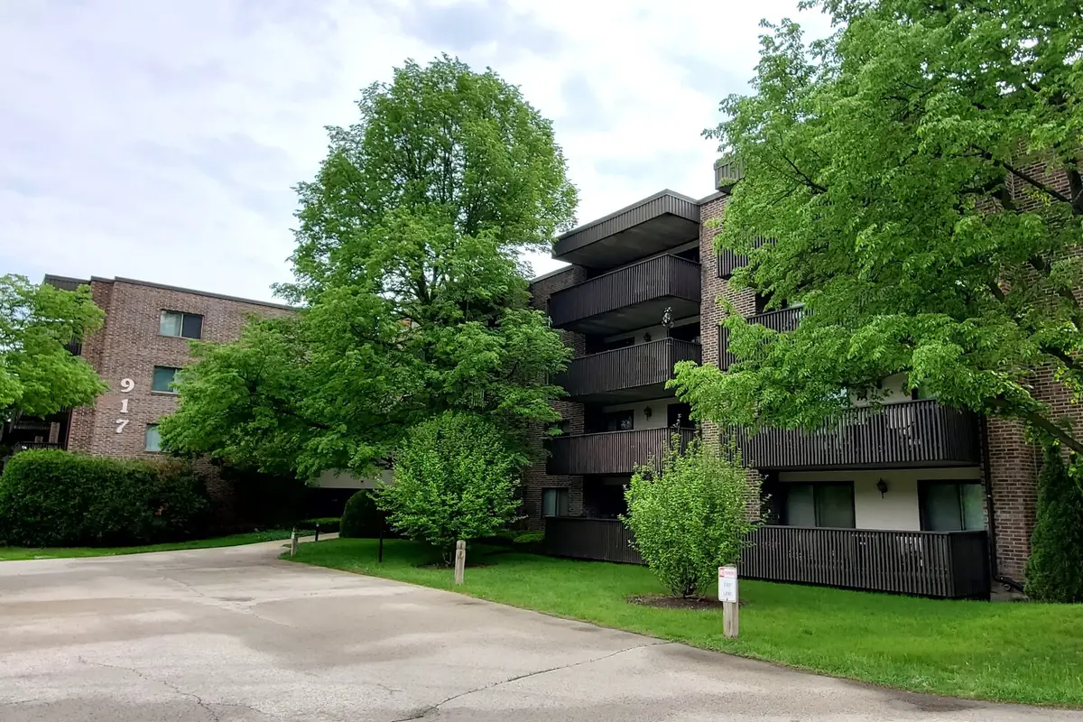 917 Vose Drive #411, Gurnee, IL 60031 - #1