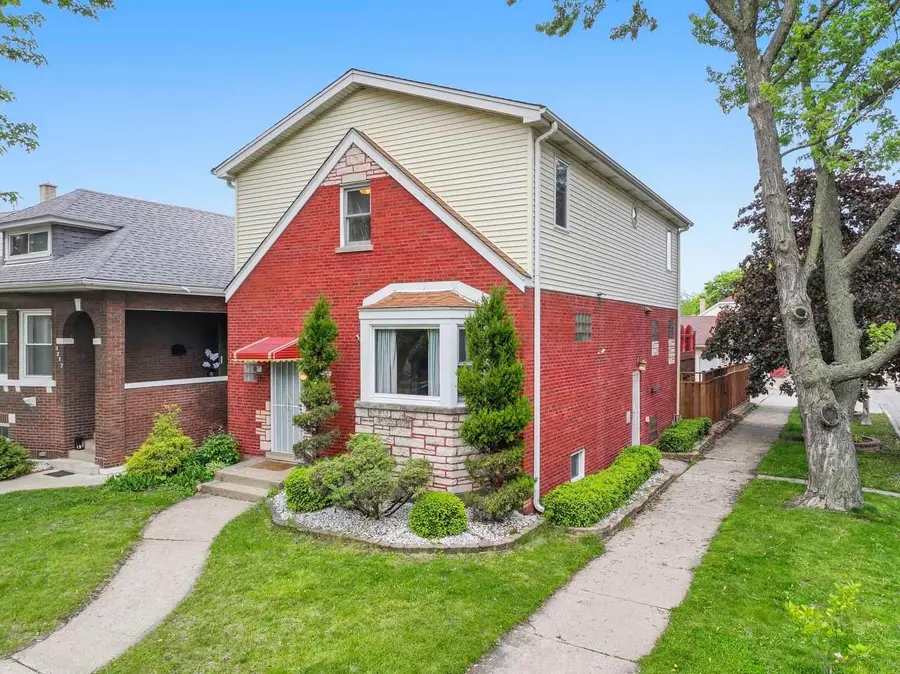 3221 Scoville Avenue, Berwyn, IL 60402 - #2
