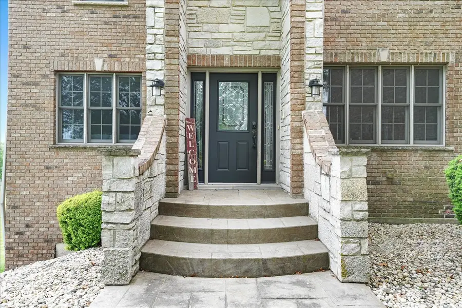 703 Glenda Court, Sandwich, IL 60548 - #2