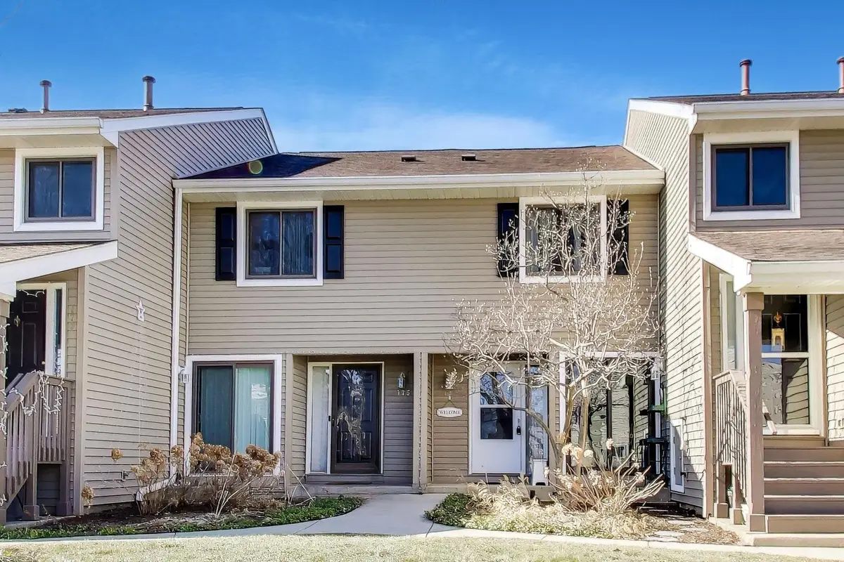 181 W Fabish Drive, Buffalo Grove, IL 60089 - #1
