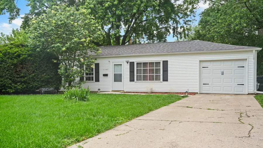 1107 N Highlands Drive, Urbana, IL 61801 - #3