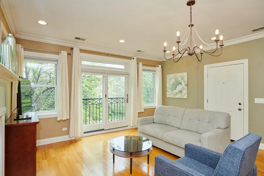 6024 N Damen Avenue #2N, Chicago, IL 60659 - #2