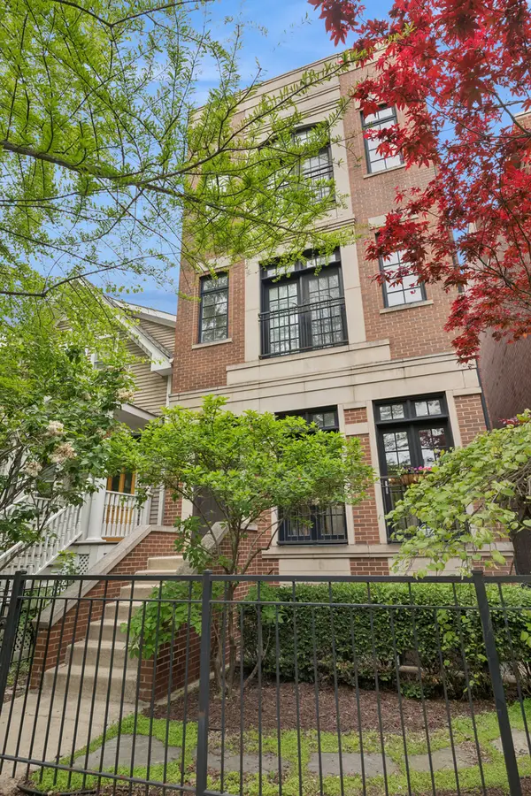 2723 N Dayton Street #1, Chicago, IL 60614