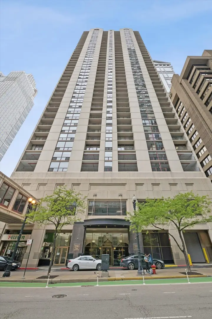 200 N Dearborn Street #1007, Chicago, IL 60601 - #1