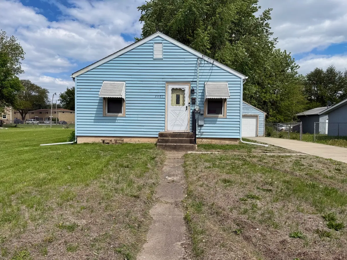 3607 9th Street, Rock Island, IL 61201 - #1