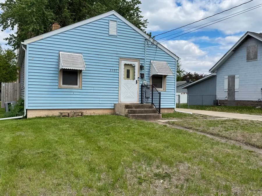 3607 9th Street, Rock Island, IL 61201 - #2