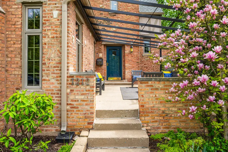 1212 Woodbine Avenue, Oak Park, IL 60302 - #2