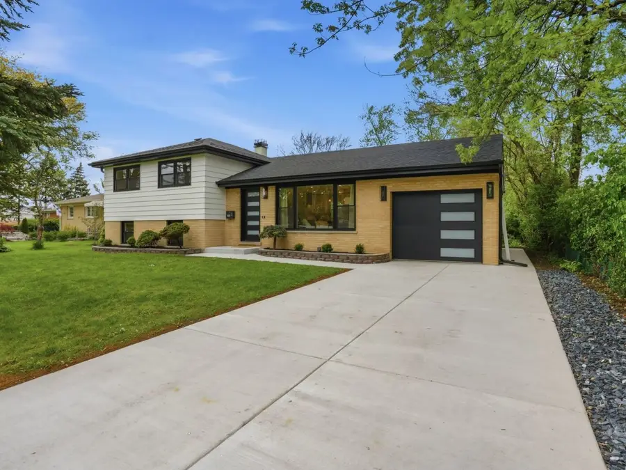 1602 W Willow Lane, Mount Prospect, IL 60056 - #2