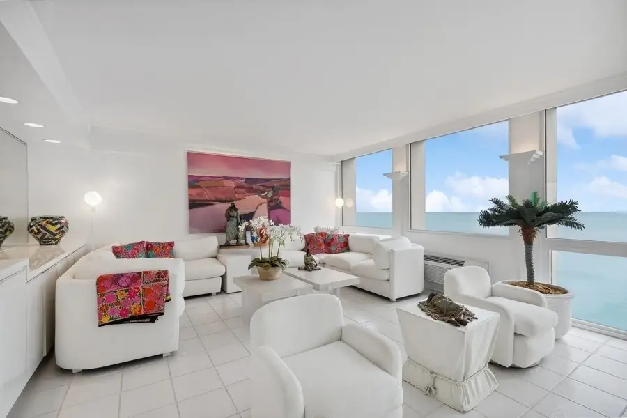 1240 N Lake Shore Drive #14A, Chicago, IL 60610 - #2