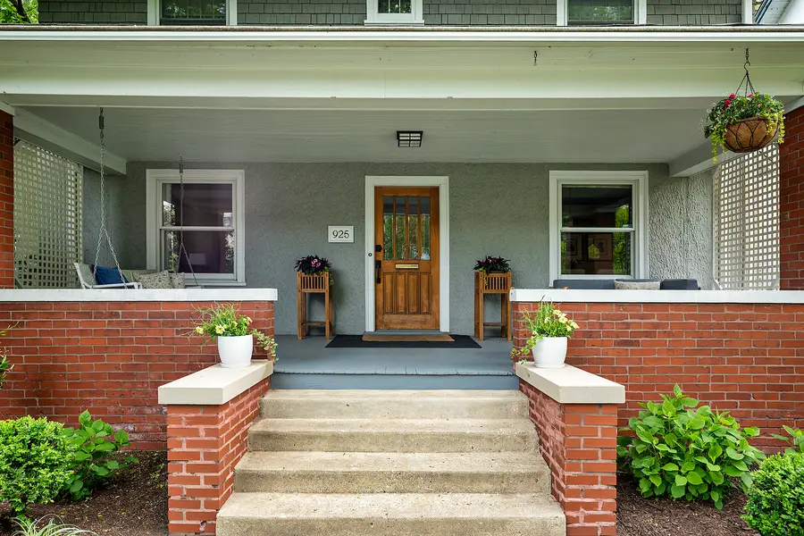 925 Elmwood Avenue, Evanston, IL 60202 - #2