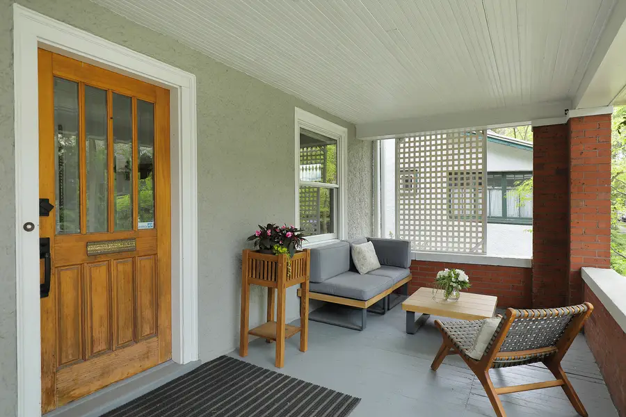925 Elmwood Avenue, Evanston, IL 60202 - #3